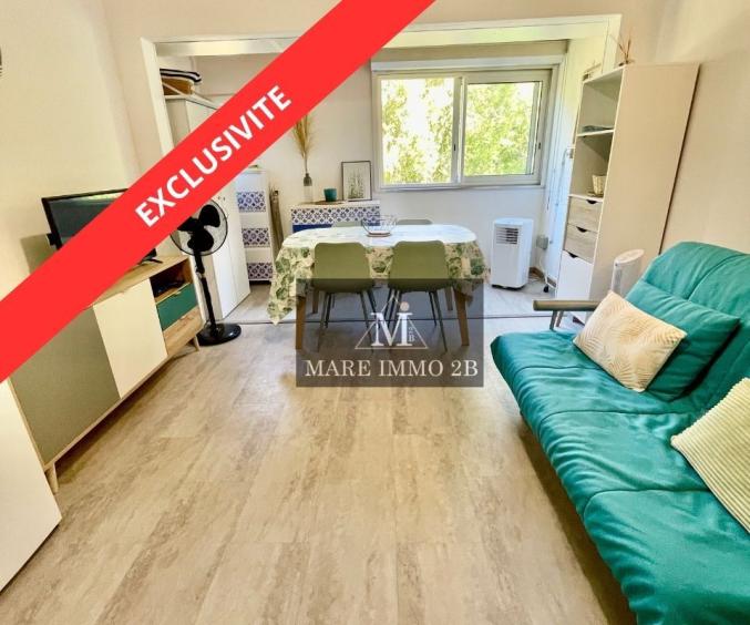 STUDIO LES PIEDS DANS L'EAU