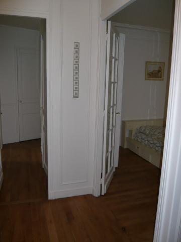 Appartement 3 pièces F3  65m2 à Courbevoie 