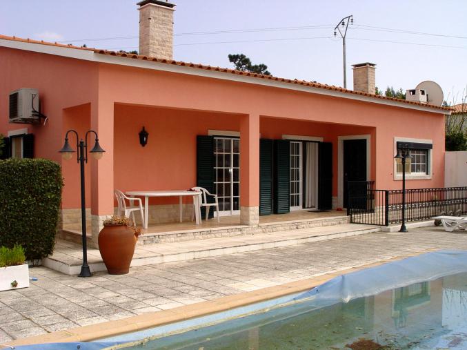 Maison, 3 chambres sur terrain de 500m2 avec piscine et garage, Sesimbra, Portugal