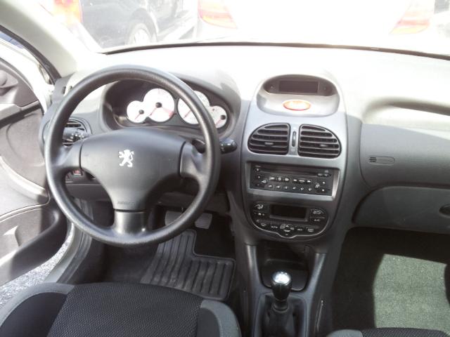 Peugeot 206 (2) sw 1.6 hdi 110 sport