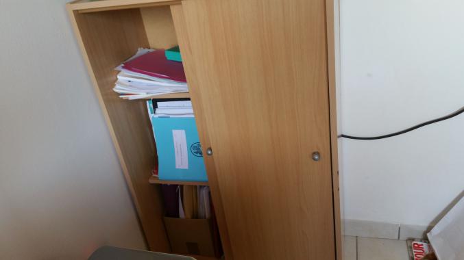 Petit meuble de rangement 