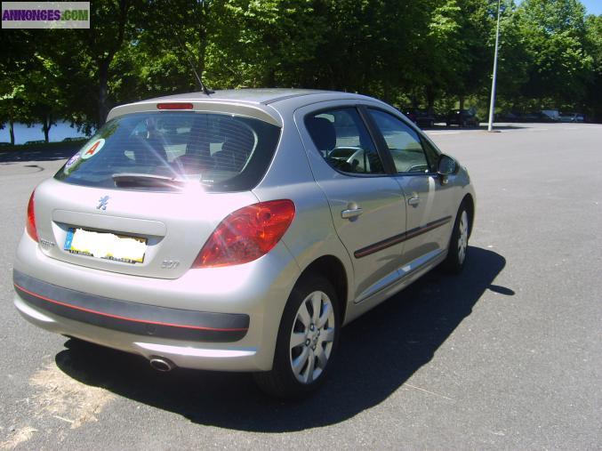PEUGEOT 207 SPORT