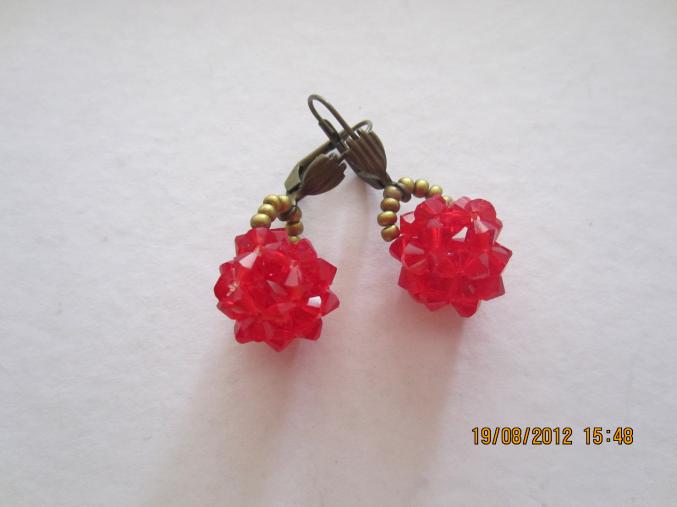 Boucles d'oreilles fait main cristal rouge