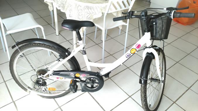 Vélo fille 24 pouces