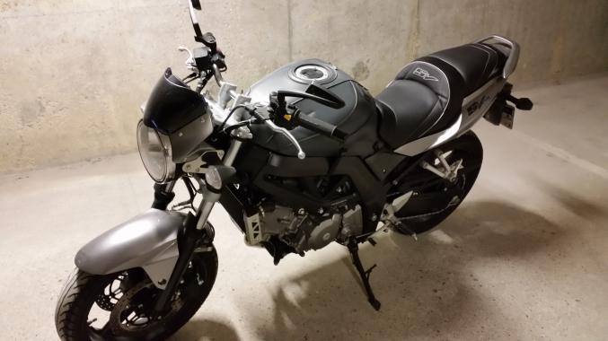 Suzuki SV 650 N 2009 11500 kms