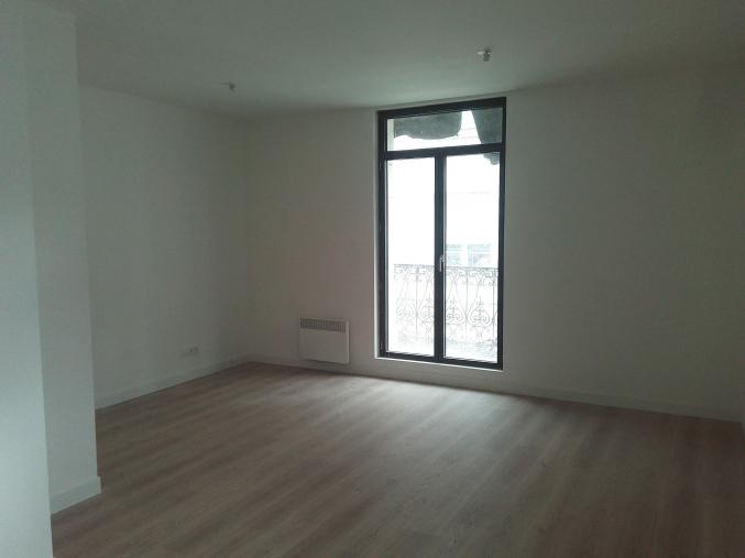 A saisir : Grand T1bis recent Hyper centre historique