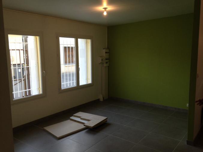 Studio 40m2 à Uchaud
