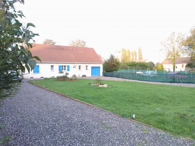 Maison de vornay entre avord et dun sur auron