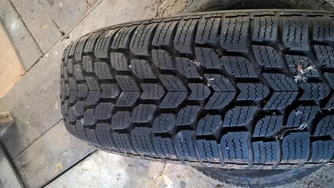 2 Jantes équipé de pneu BFgoodrich 165/70 R13