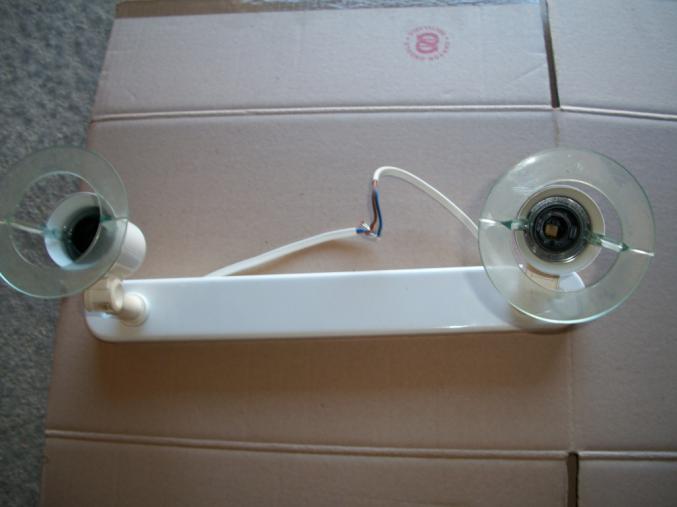 Luminaire mural spot pour ampoules E27