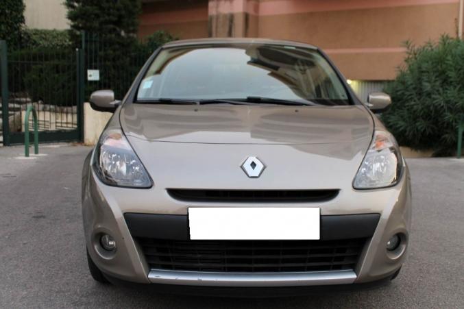 Très belle Renault clio clio III  1,5 dci 75cv Expression Ph2 5p