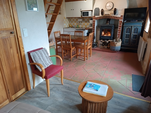 Chaleureux petit gite Monts d'Arrée