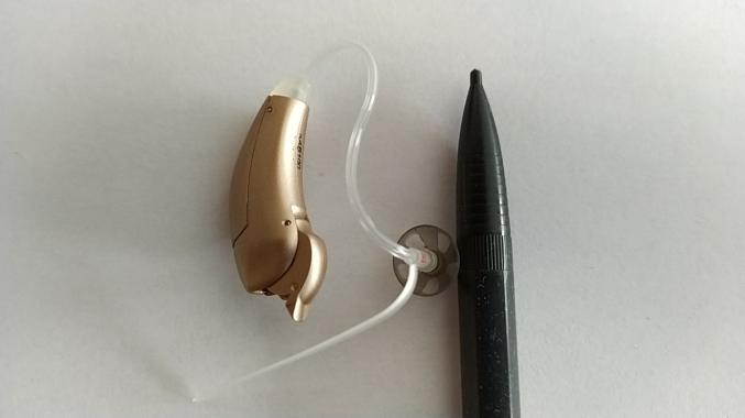 Appareil auditif 6 canaux avec réducteur de bruits parasites + piles