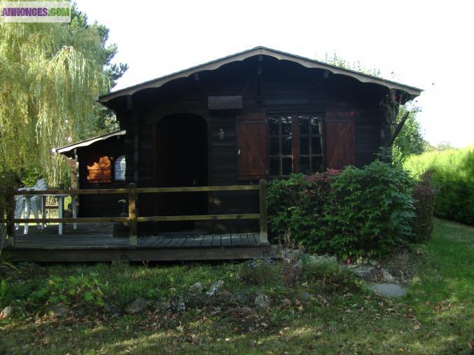 A VENDRE MAISON EN BOIS SUR 1000 M2 DE TERRAIN VIABILISE ET CONSTRUCTIBLE