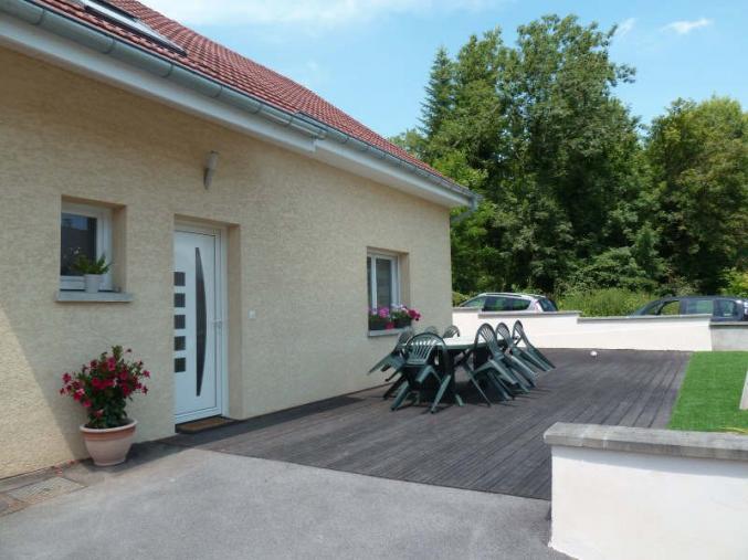 Jolie maison de 110 m2 composée de quatre chambres