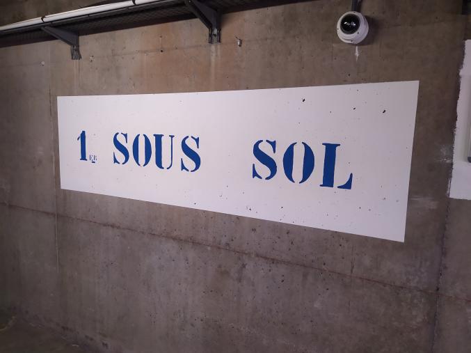 GARAGE ENTREPÔT Vieille Ville ANTIBES