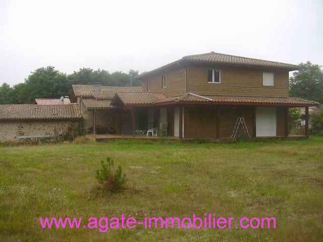 MAISON EN PIERRE DE 240 M2