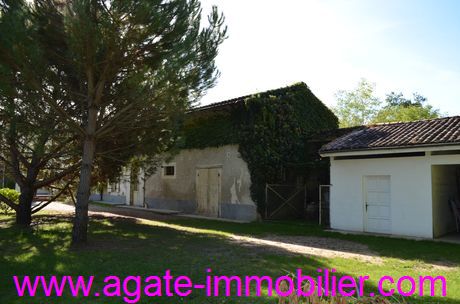 Maison en pierre de 296 m2