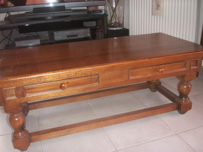 Table basse en bois massif de salon