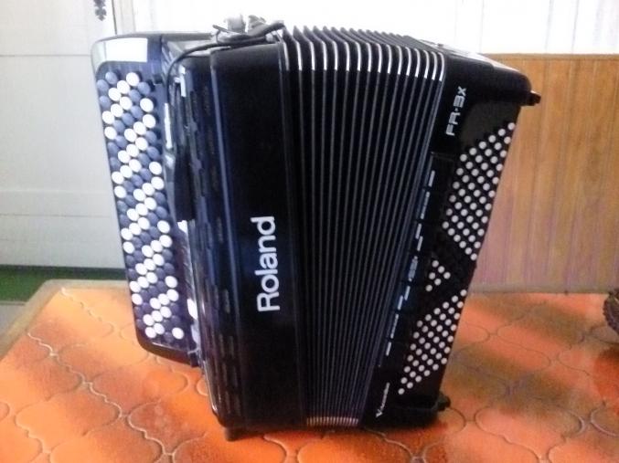 Accordéon ROLAND FR-3X