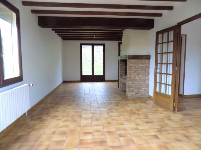 Pavillon avec sous-sol et grenier aménageable