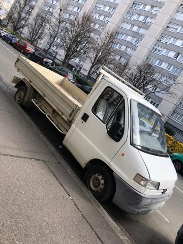 Peugeot plateau long 2.5Diesel-82000Km/98