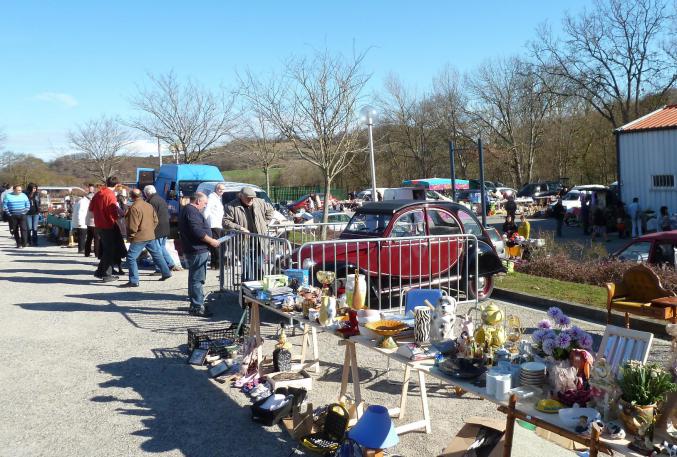 VIDE-GRENIERS ET BROCANTE