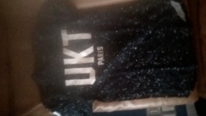 T-shirt UNKUT