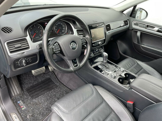 Volkswagen Touareg 3.0 V6 TDI Tiptronic BM *R-LINE*STANDHZ*