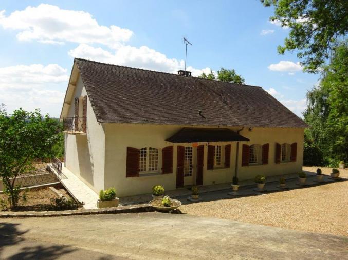 Maison de 261 m² à GIEN (45)