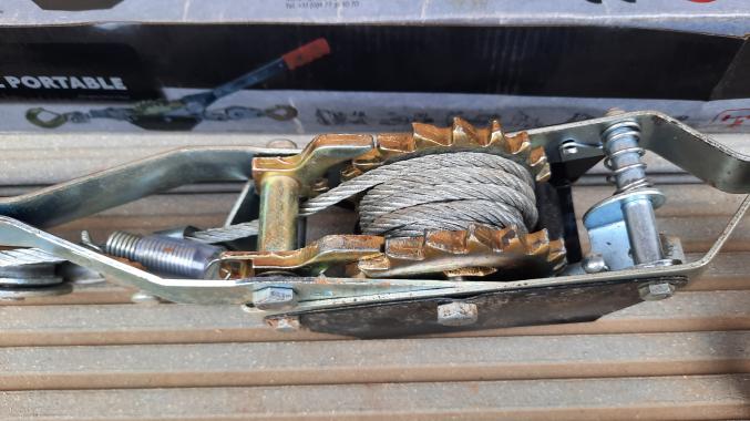 Treuil manuel portable 1 tonne