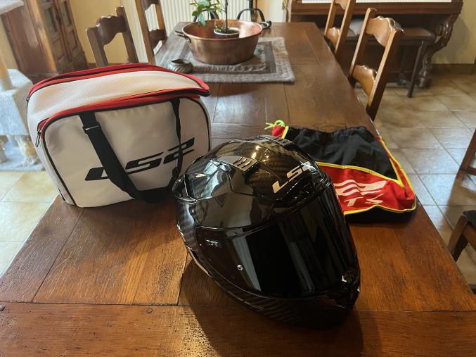 Casque LS2 Challenger carbon