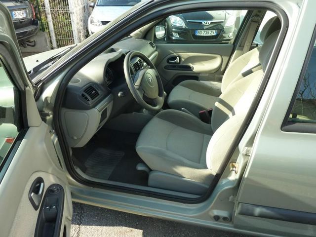 Renault Clio ii (2) 1.5 dci 6