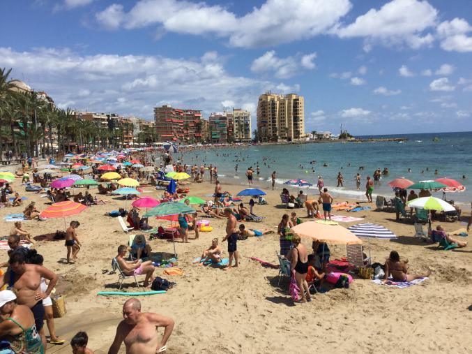 Echange deux appartements art F3en Espagne à bord de mer