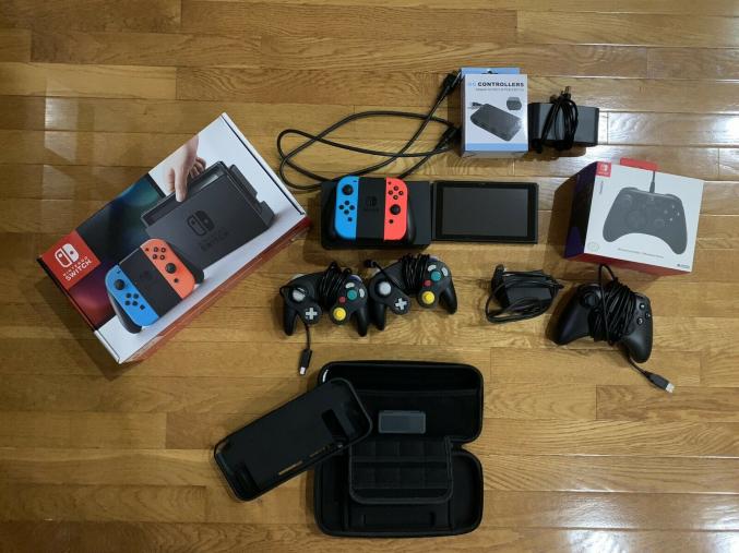 Nintendo Switch bleu-rouge