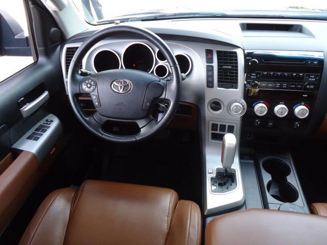 Toyota tundra 5.7 V8 crewmax 2007