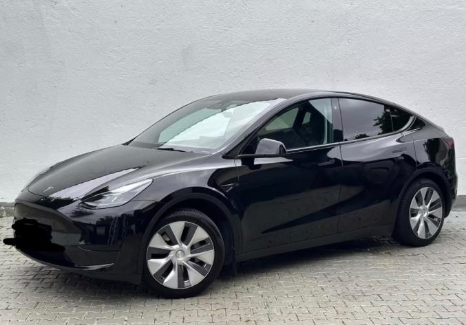 Tesla Model Y Propulsion Standard RWD – 06/2024 – 43 000 km