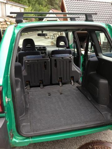 Toyota RAV4 2 l 2000, 122000 km .