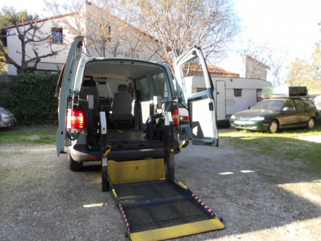 Fourgon vw accès et conduite handicapé