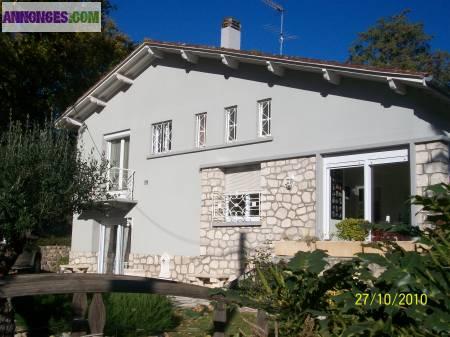 Maison paradisiaque entre la ville et la campagne