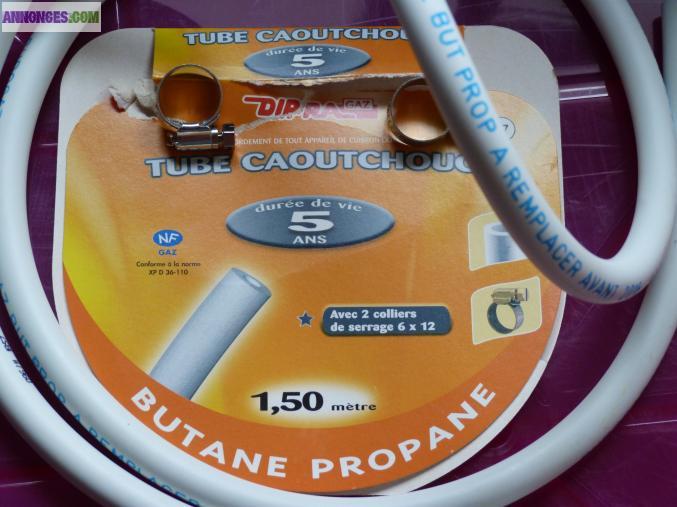 Tube caoutchouc a gaz avec 2 colliers de serrage