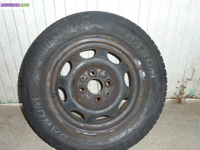 Pneus 175/65R13 neufs