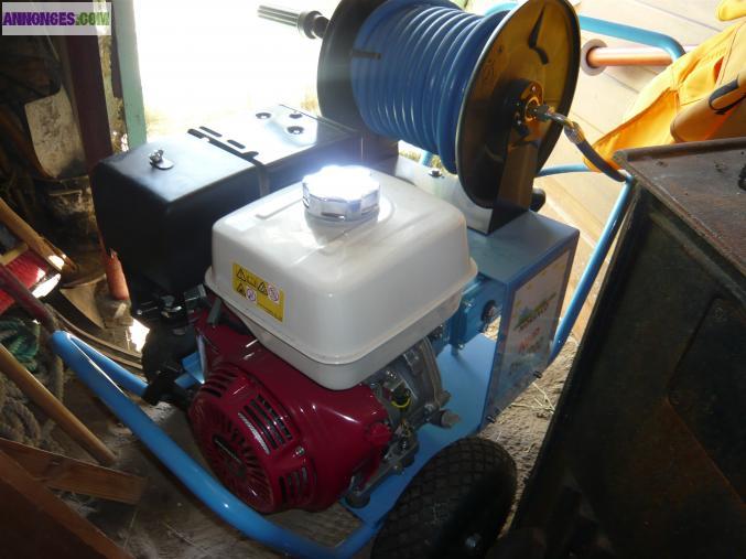 A VENDRE MACHINE A HAUTE PRESSION MATERIEL NEUF JAMAIS SERVI