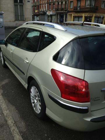 Peugeot 407