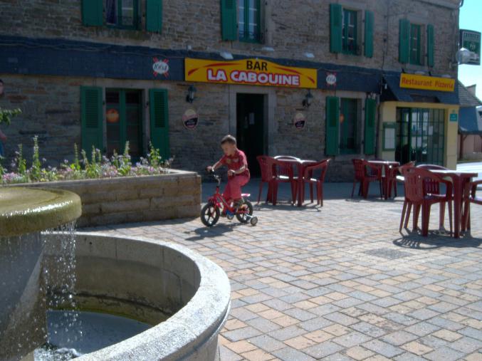 MURS ET FOND RESTAURANT