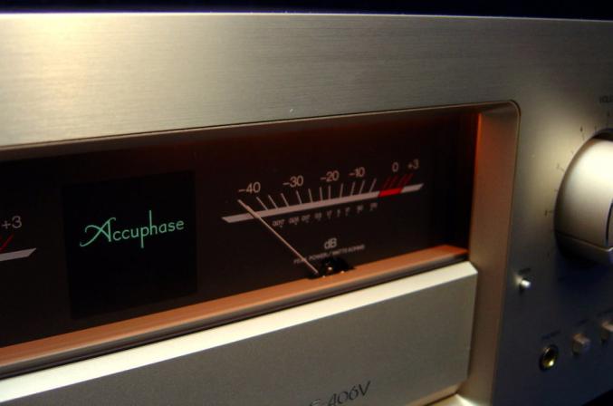 ACCUPHASE E-406 V Amplifier 