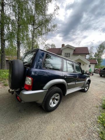 NISSAN PATROL 3.0 TDI LUXE 4X4 7 SET