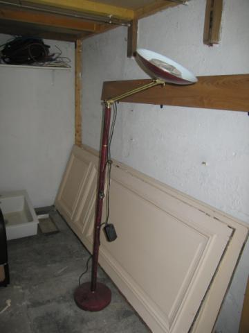 Lampadaire halogène rouge