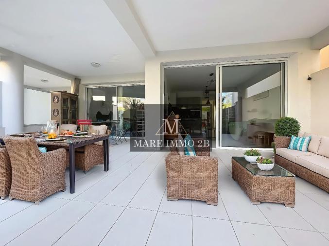 Appartement de type T2 bis avec terrasse et jardin