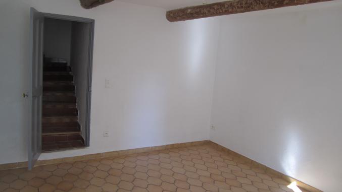 Loue maison de village